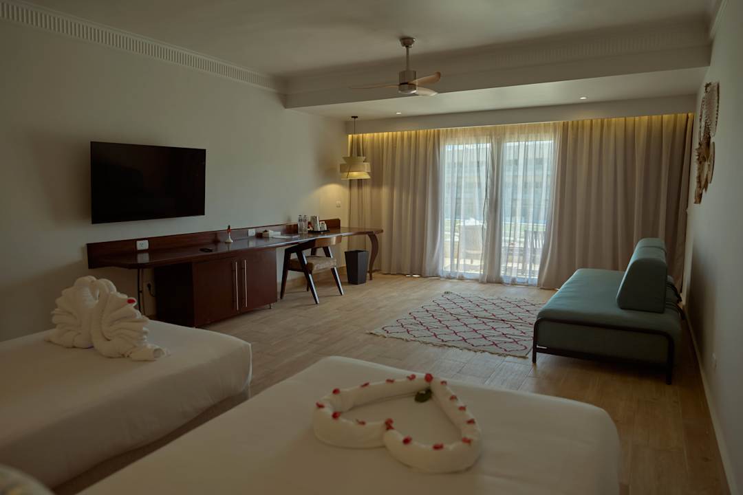 Zimmer Diamond Beach by Pearl Resort