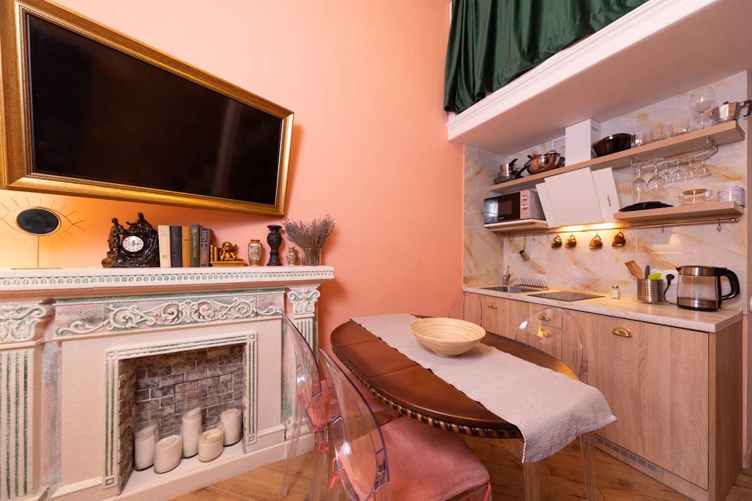 Zimmer Boutique apartments Mason in historical Odessa