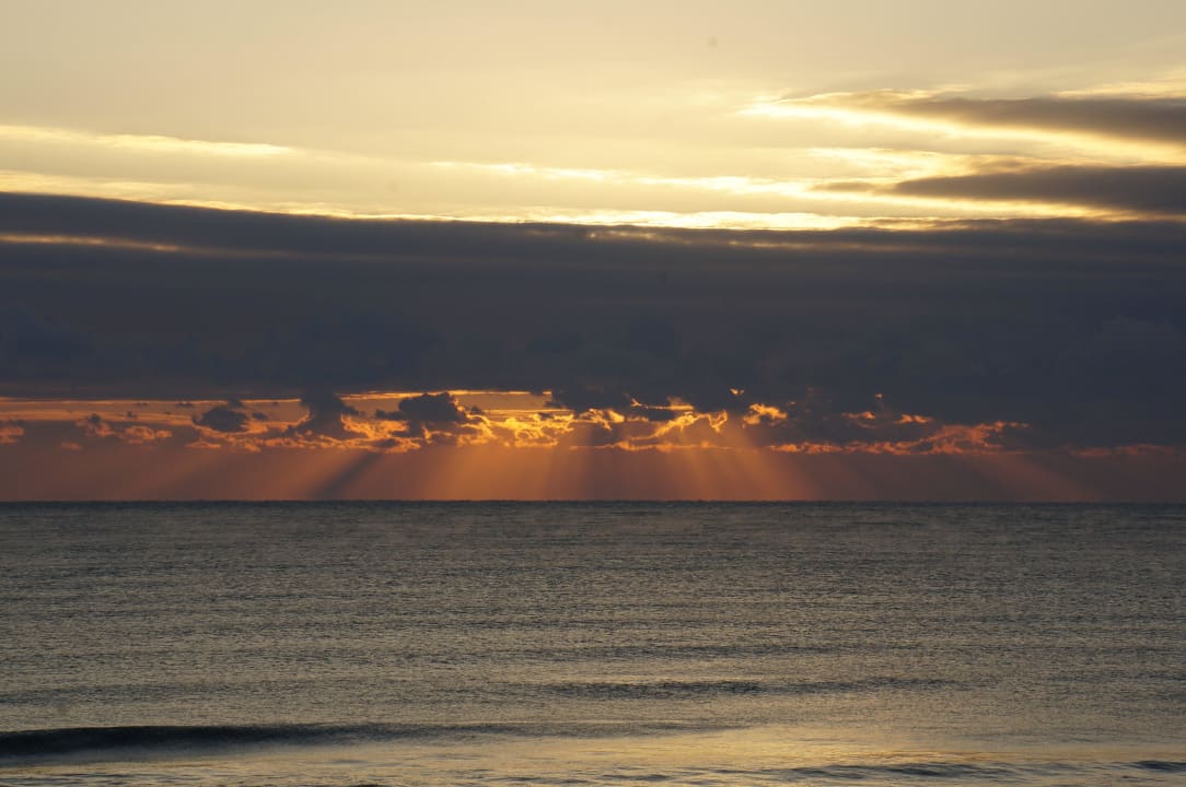 Sonnenaufgang Sol Luna Bay