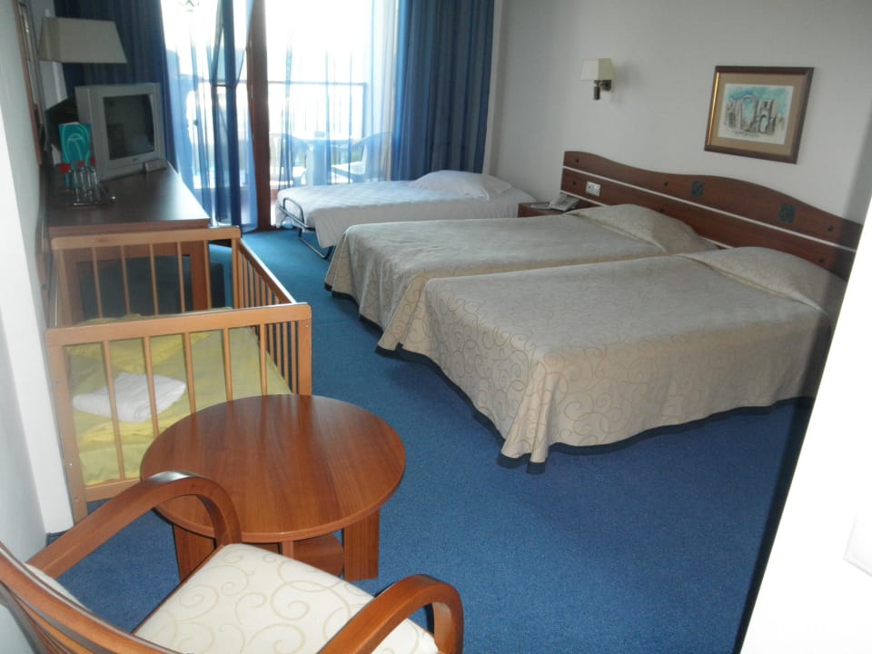 Sehr schönes Zimmer! Alle Zimmer mit Meerblick! Alua Helios Bay