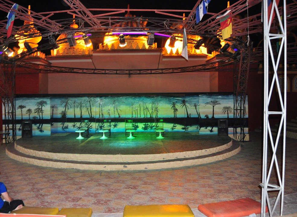 Theater Pickalbatros Alf Leila Wa Leila Resort - Neverland Hurghada