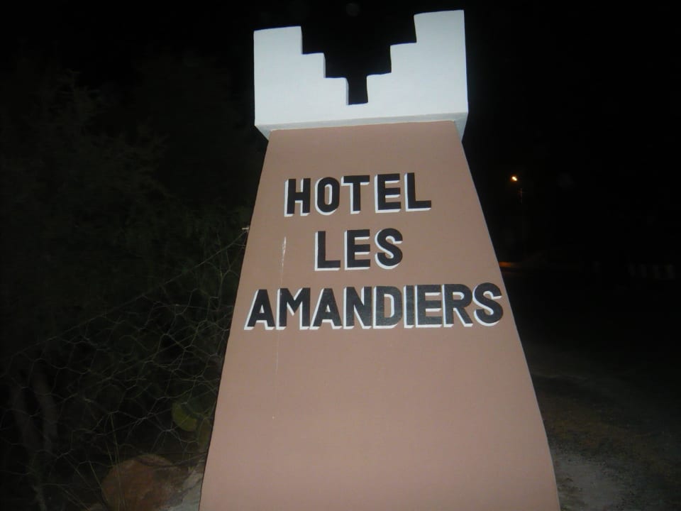 Hotel Les Amandiers Hotel Les Amandiers