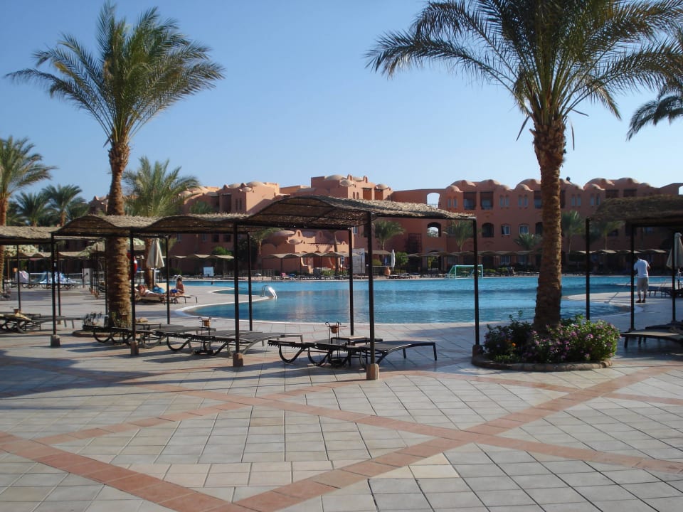 Schöne Poolanlage Jaz Makadi Oasis Resort
