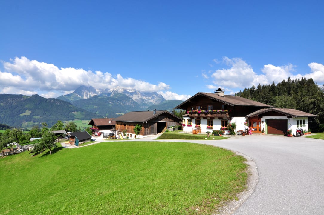 Außenansicht Pferdehof Oberegg
