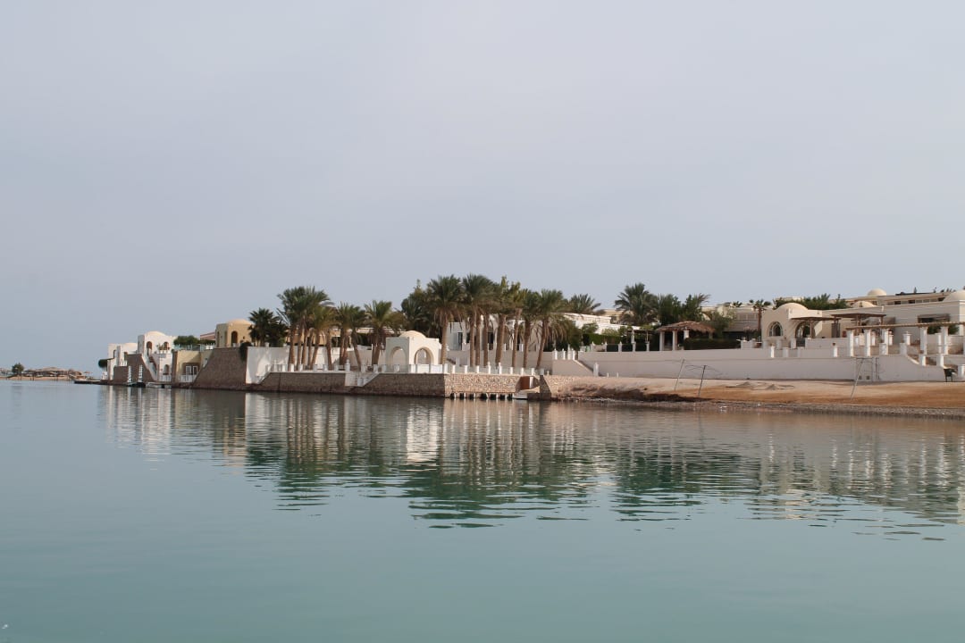 По дороге на пляж (на лодке) Panorama Bungalows Resort El Gouna