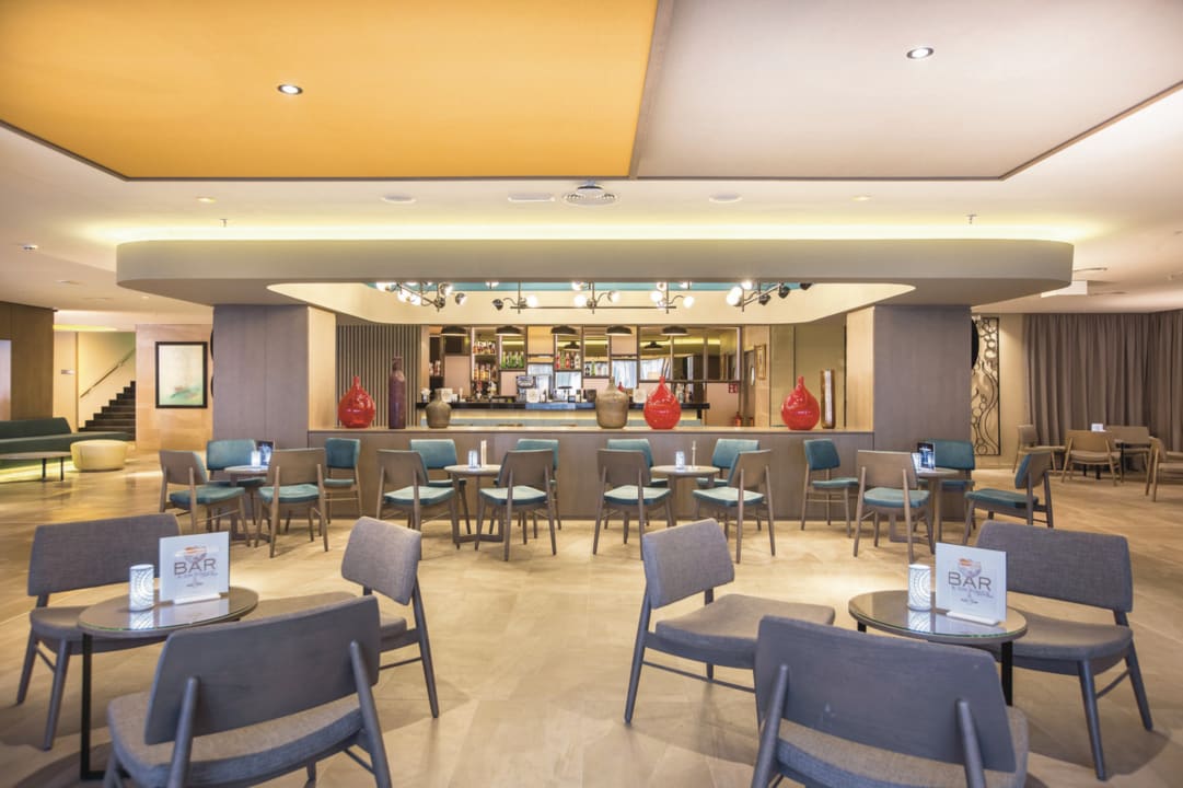 Lobby Hotel Riu Festival