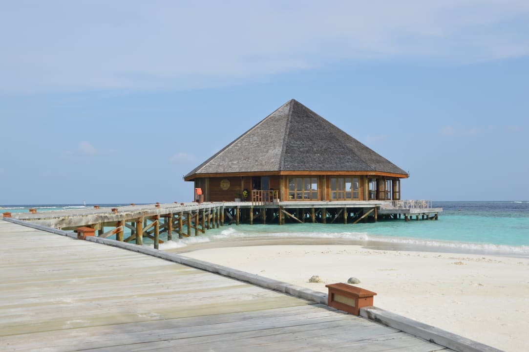 Strand Vilamendhoo Island Resort & Spa