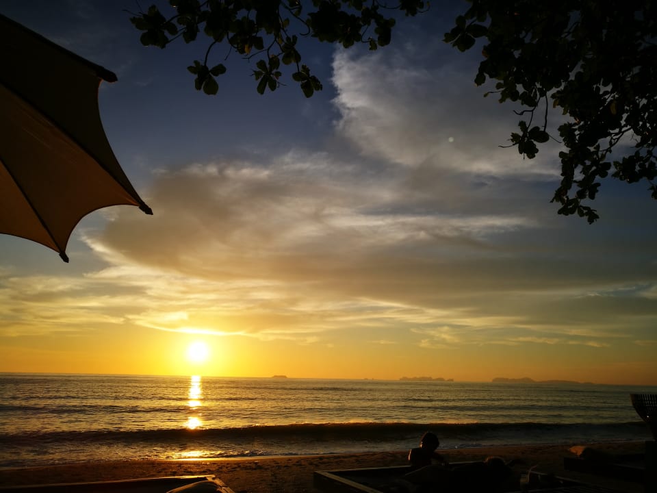 Sonnenuntergang Hotel Lanta Sand Resort & Spa