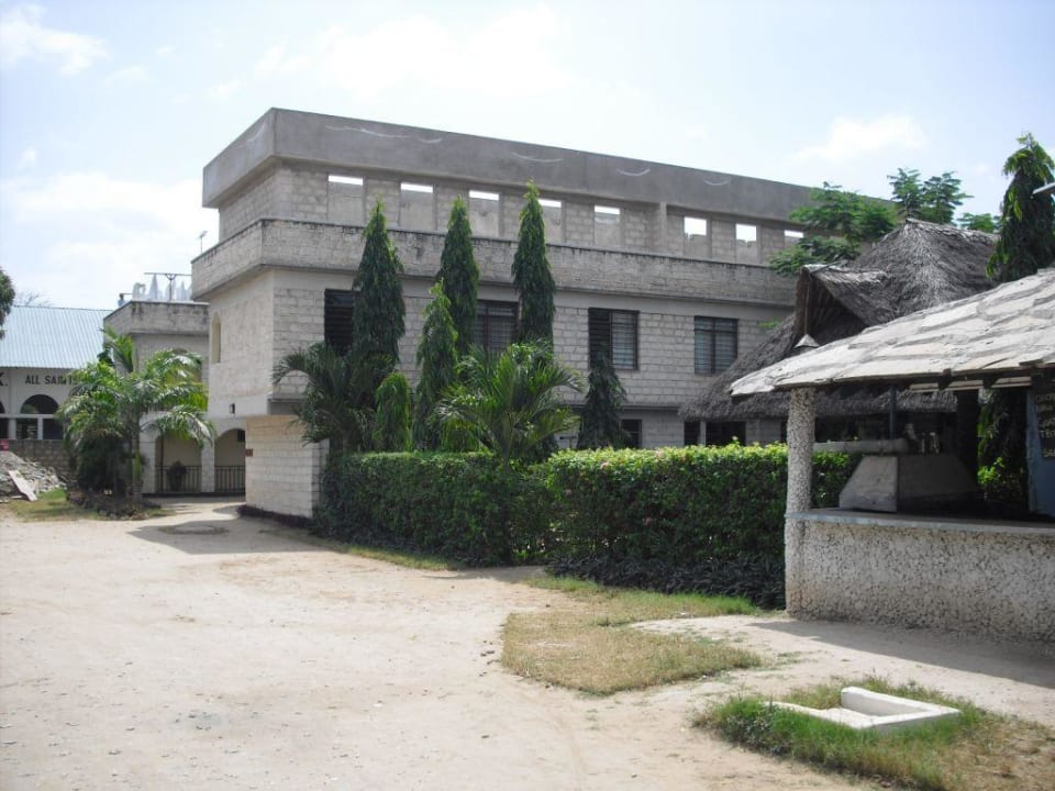 Gebäude - Aussenansicht Hotel Kumbe