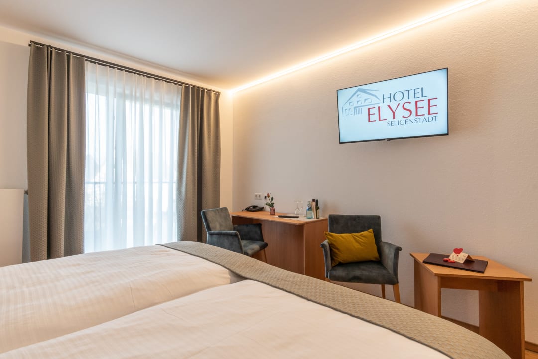 Zimmer Hotel Elysee