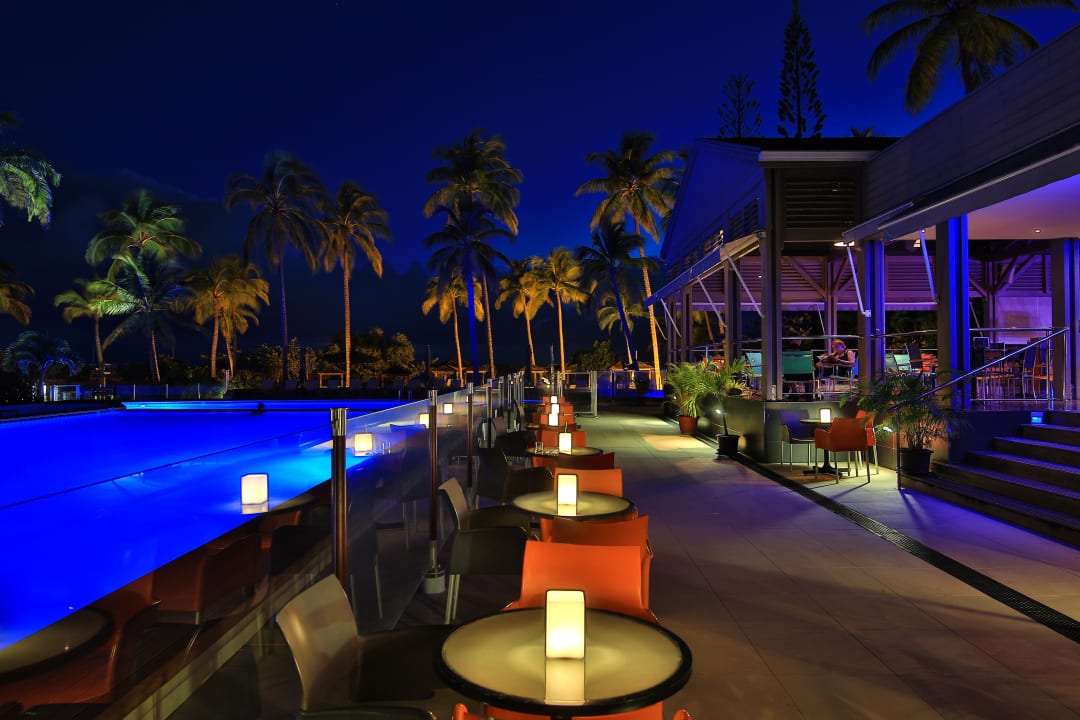 Restaurant Mahogany Hotel Residence & Spa