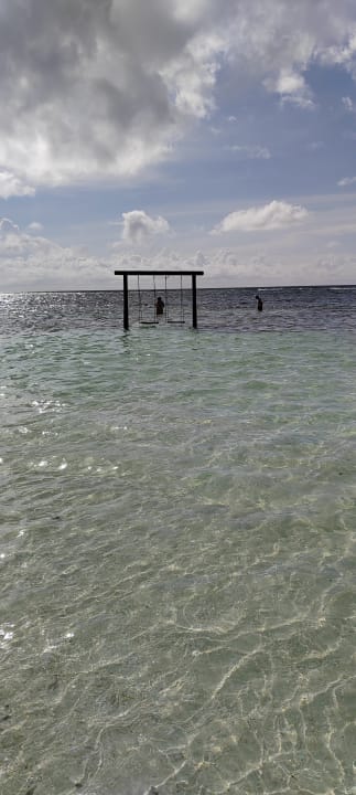 Strand Kuredu Island Resort & Spa