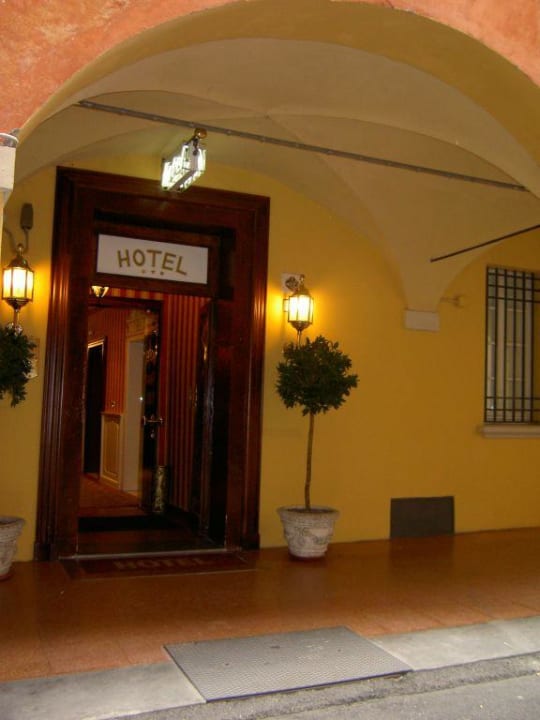 Hoteleingang Hotel Il Canale