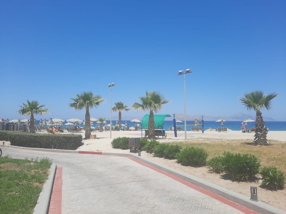 Strand Atlantica Marmari Palace
