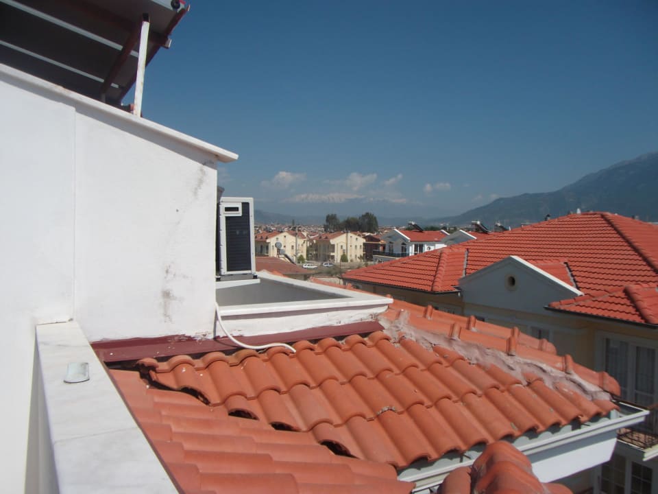 Blick nach links aus Zimmer 402 Nevada Hotel & Spa