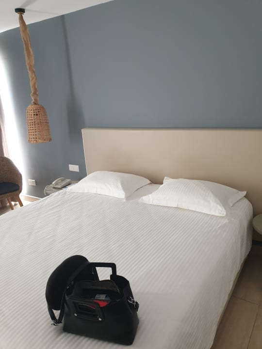 Zimmer Hotel Nissi Beach Resort