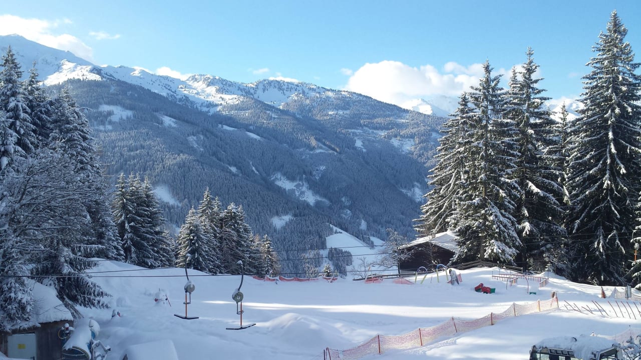 Blick von der Hotel Terrasse Frieden DAS Alpine Panorama  Hotel