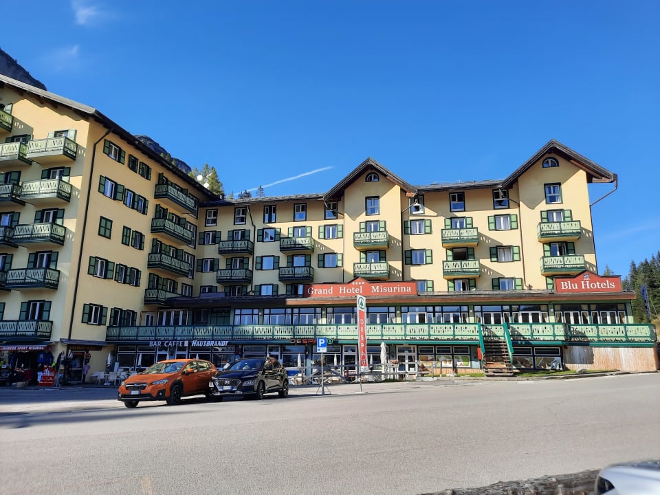 Außenansicht Grand Hotel Misurina