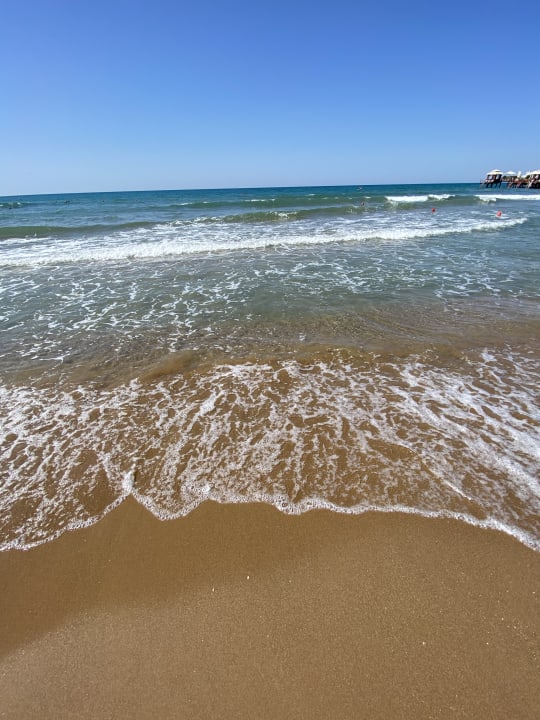 Strand Mary Hotel Side