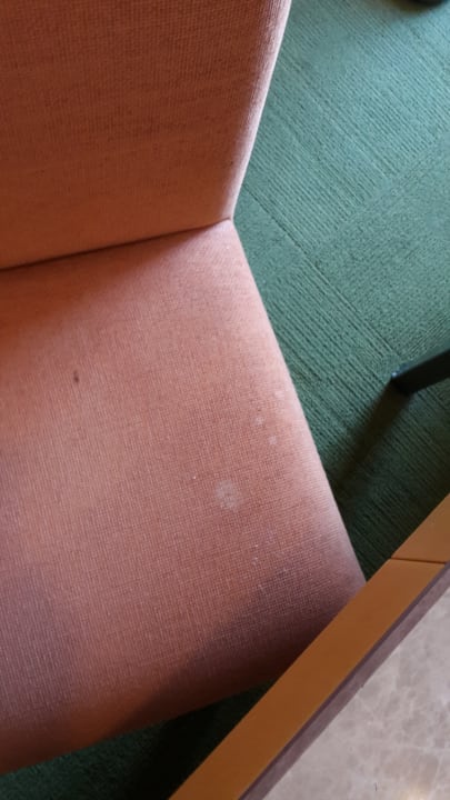 Noch mehr Flecken auf dem Stuhl TUI BLUE Xanthe