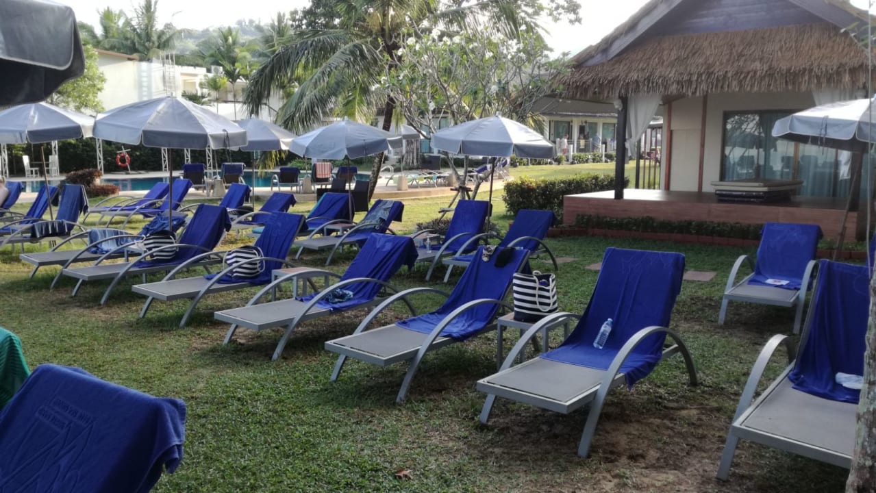 Strand Hive Khaolak Beach Resort