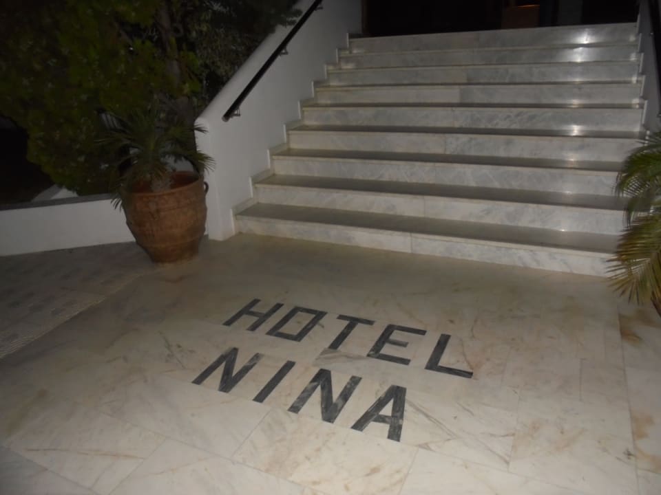 Außenansicht CAVO MEDITERRANEO HOTEL