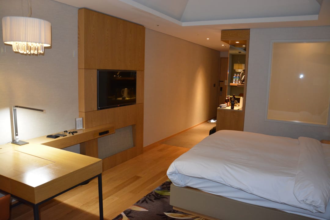 Zimmer Charis Hotel