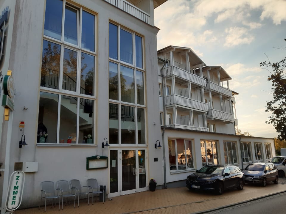 Außenansicht Koopmanns Hotel und Lädchen