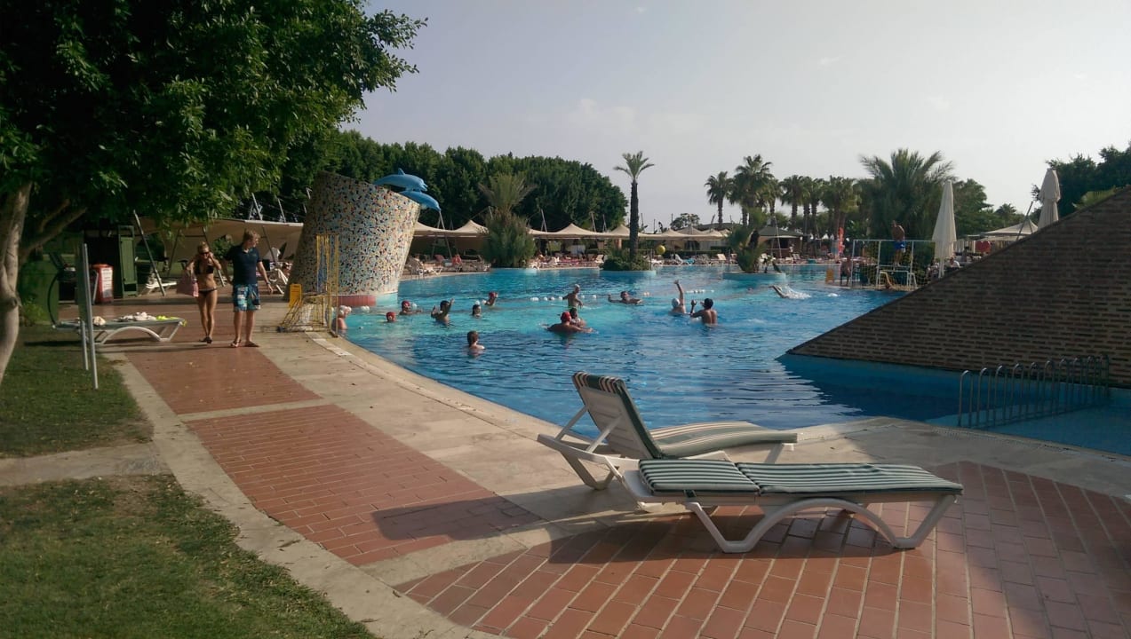 Teil der Poolanlage Limak Limra Hotel & Resort