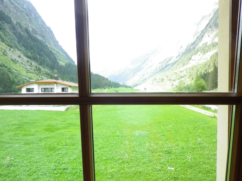 Ausblick vom Zimmer Hotel Möderle