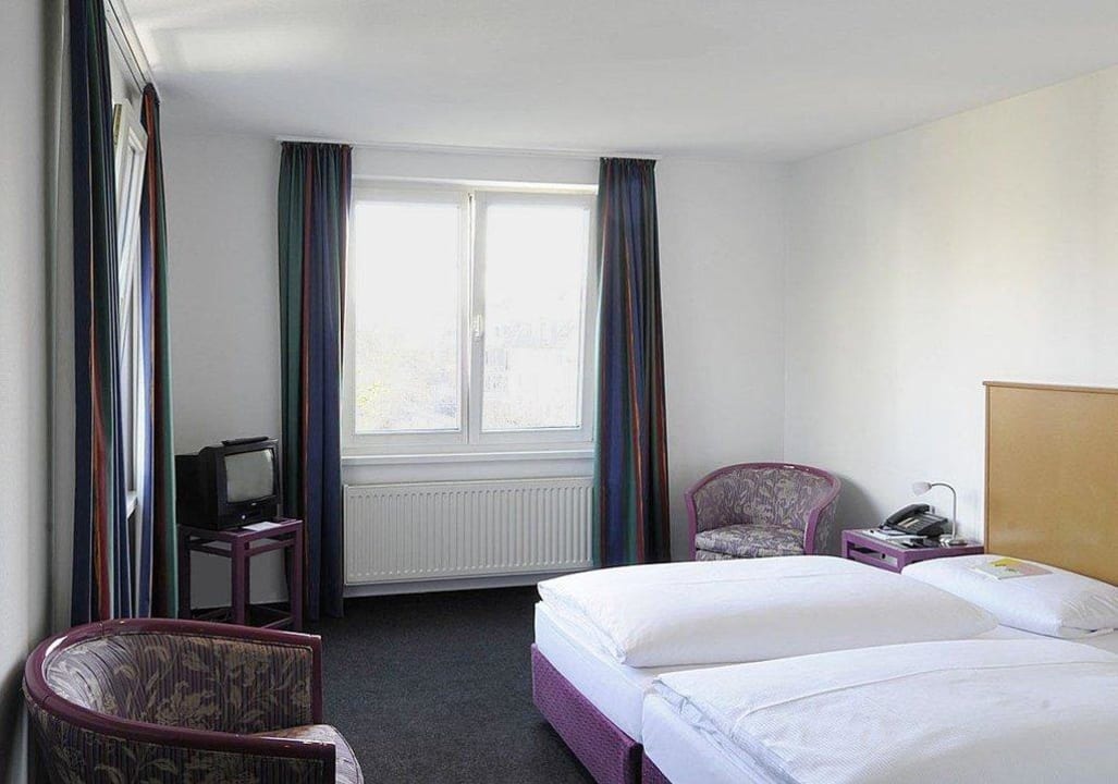 Standard Zimmer Rotes Haus Hotel Wedina