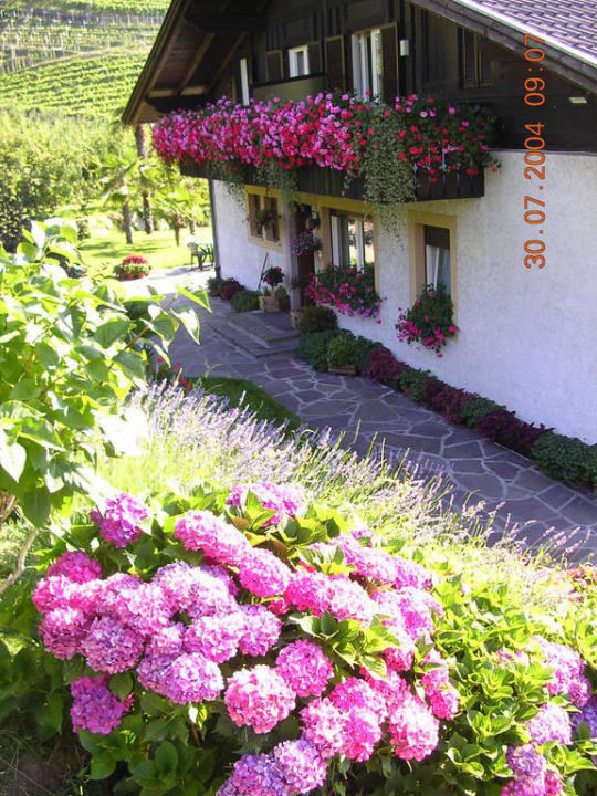 Eingang unseres kleinen Familienbetriebs Oberangerhof