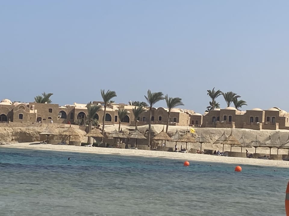 Außenansicht Mövenpick Resort El Quseir