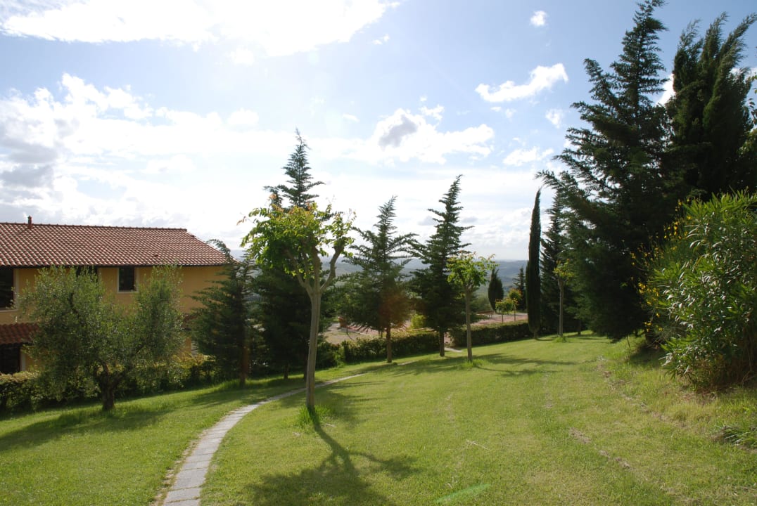 Gartenanlage Agriturismo Belmonte Vacanze Resort