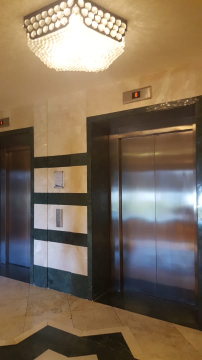 4. Etage Starlight Resort Hotel