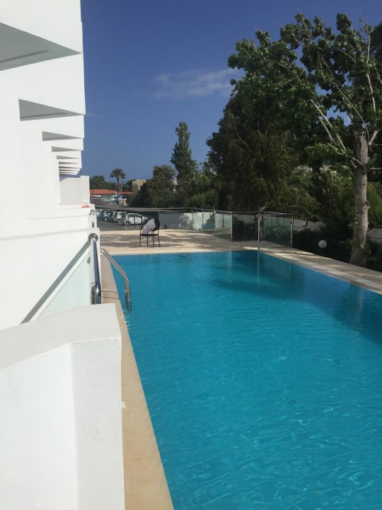 Sharing Pool Mitsis Faliraki