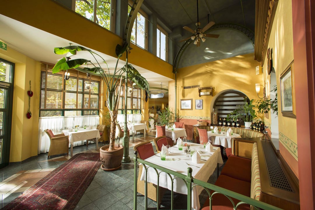 Vestibül und Wintergarten im Restaurant  Hotel Staribacher Südsteiermark