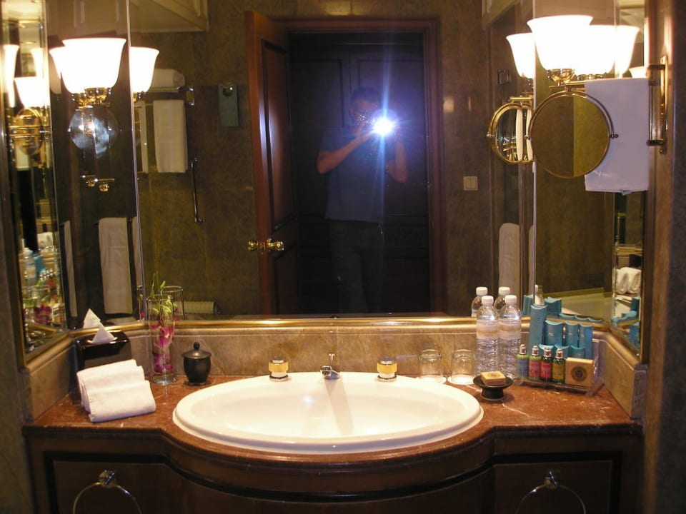 Waschtisch Krungthep Wing Shangri-La Hotel, Bangkok