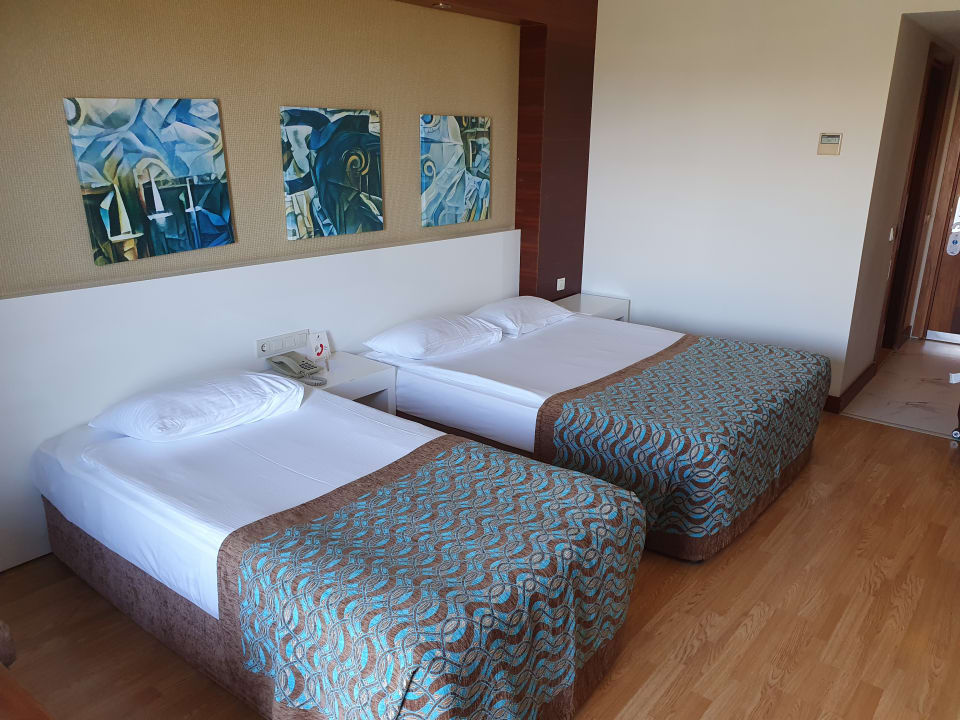 Zimmer Seaden Sea World Resort & Spa