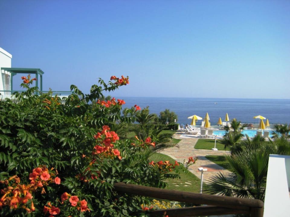 Gartenanlage mit Ruhepool Iberostar Selection Creta Marine