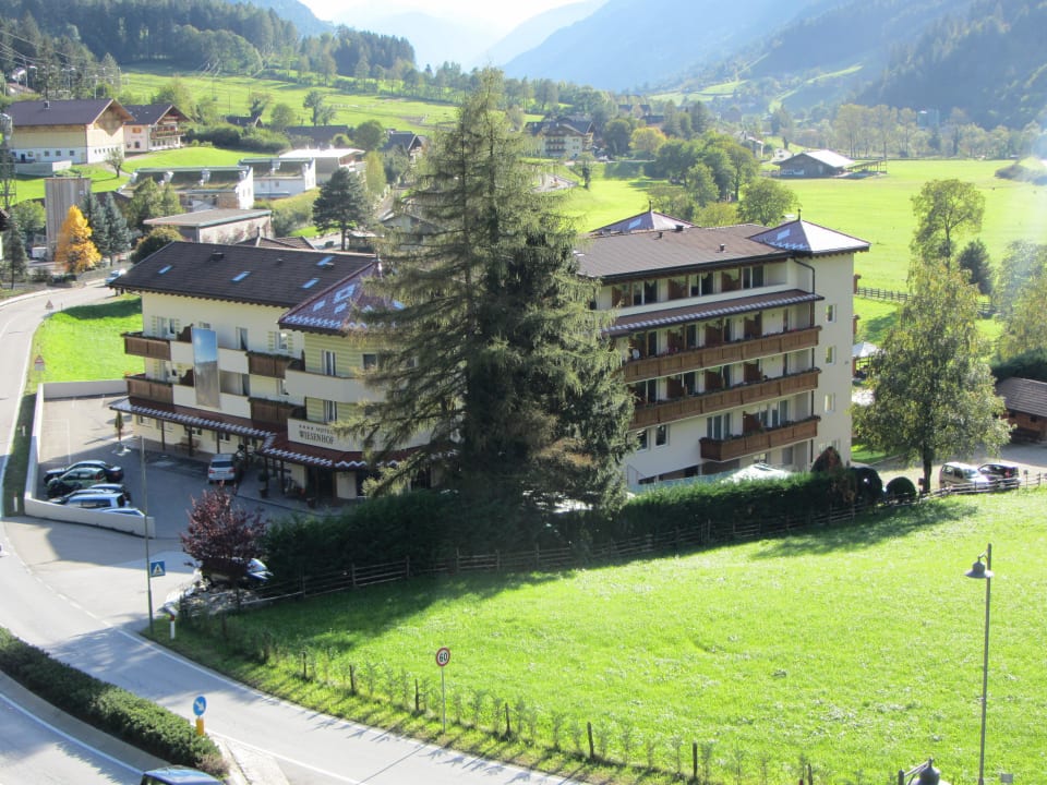 Außenansicht Hotel Wiesenhof Garden Resort