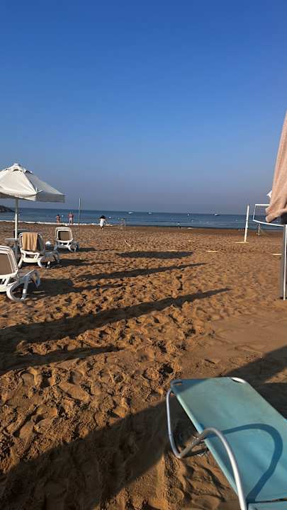 Strand Grand Seker Hotel