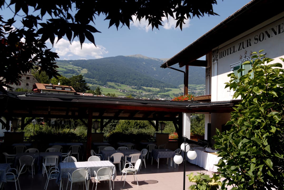 Terrasse für Grillabende Hotel zur Sonne