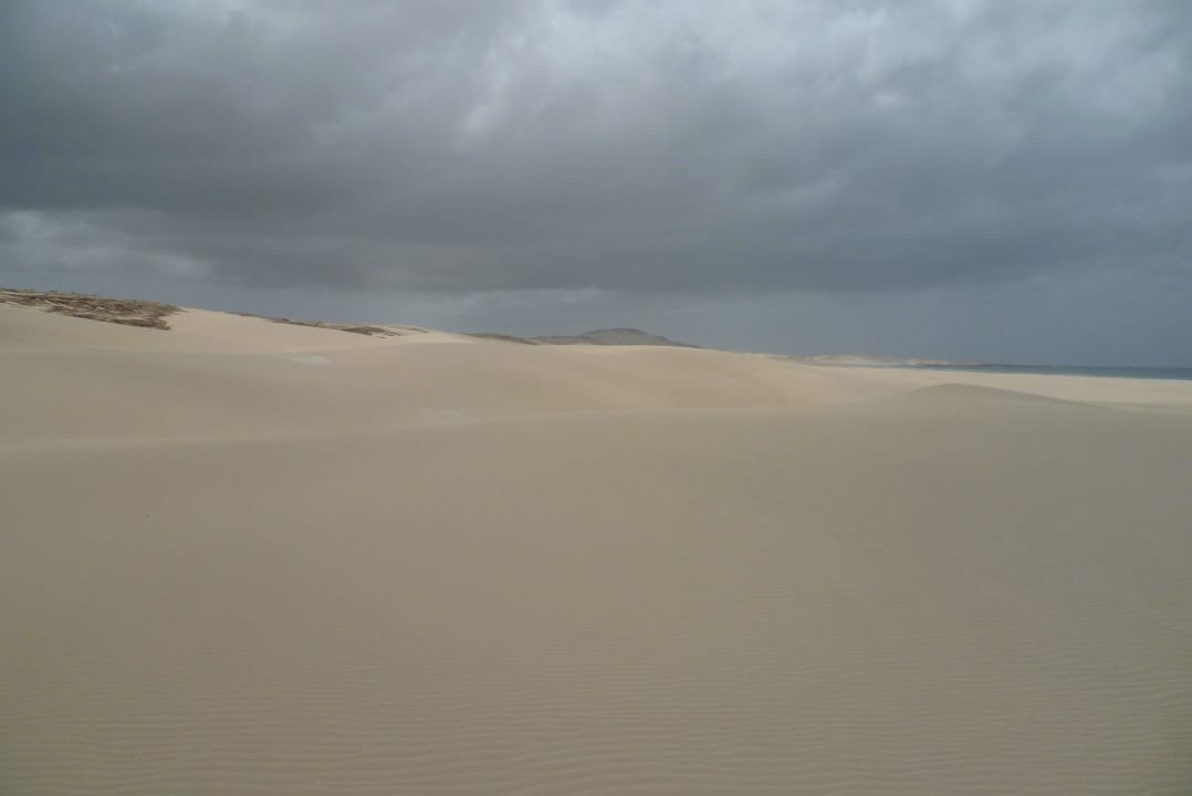 Strand so weit das Auge reicht Occidental Boa Vista Beach