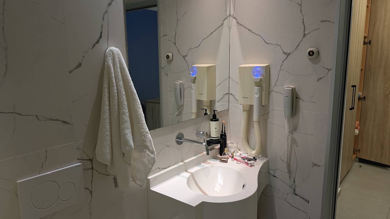 Zimmer Hotel Lagomandra Beach