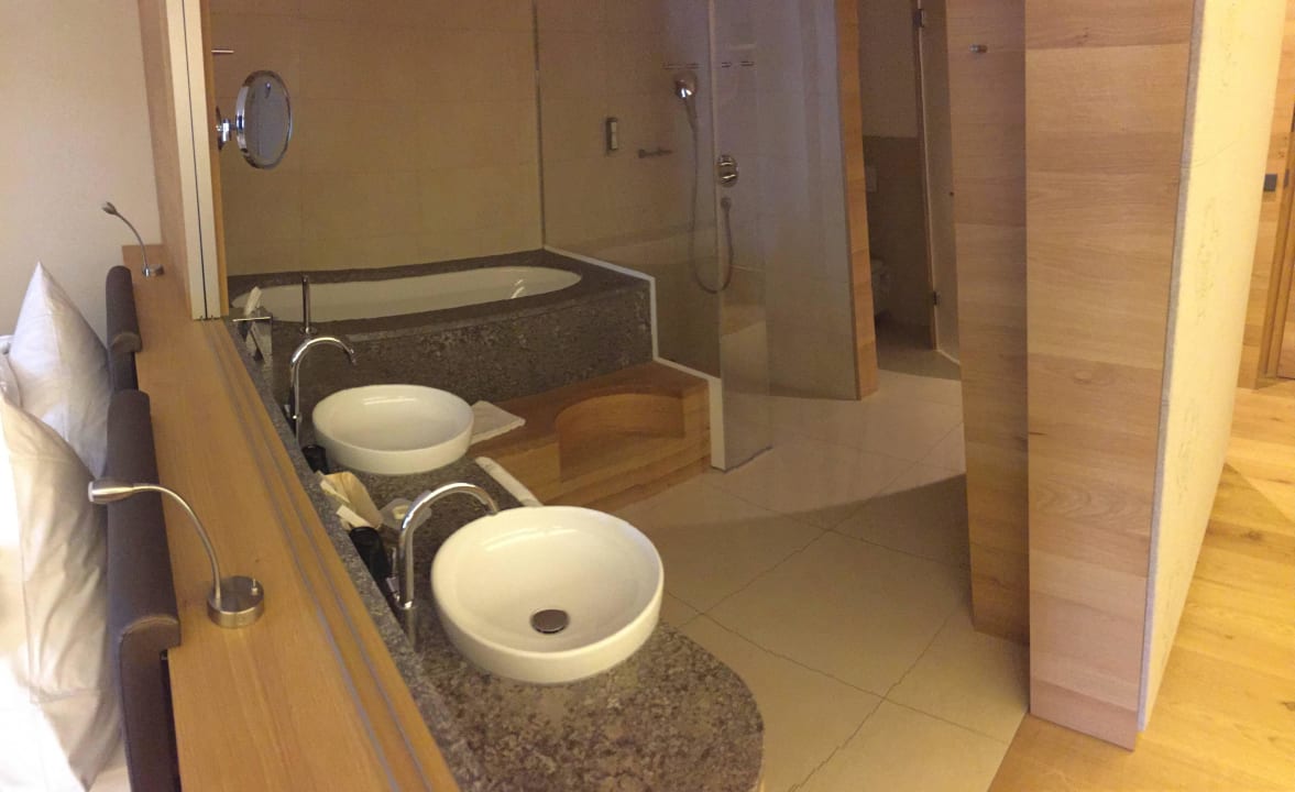 Waschbecken 2 Mawell Resort