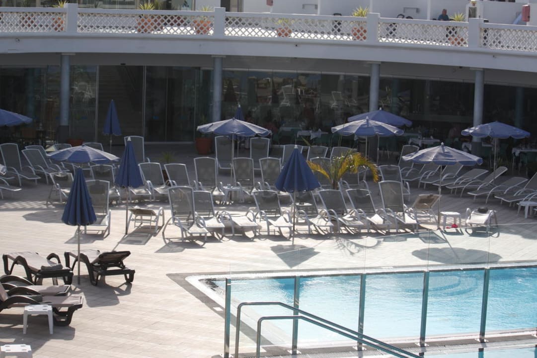 Teil der Poolanlage Hotel Las Costas