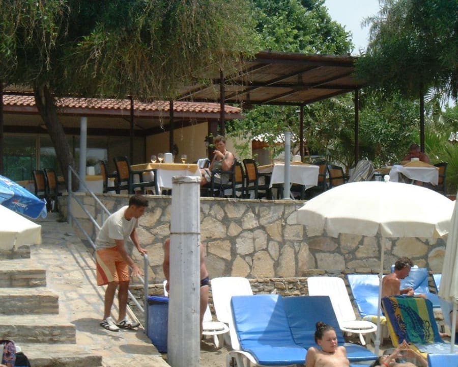 Terrasse Özlem Garden Hotel