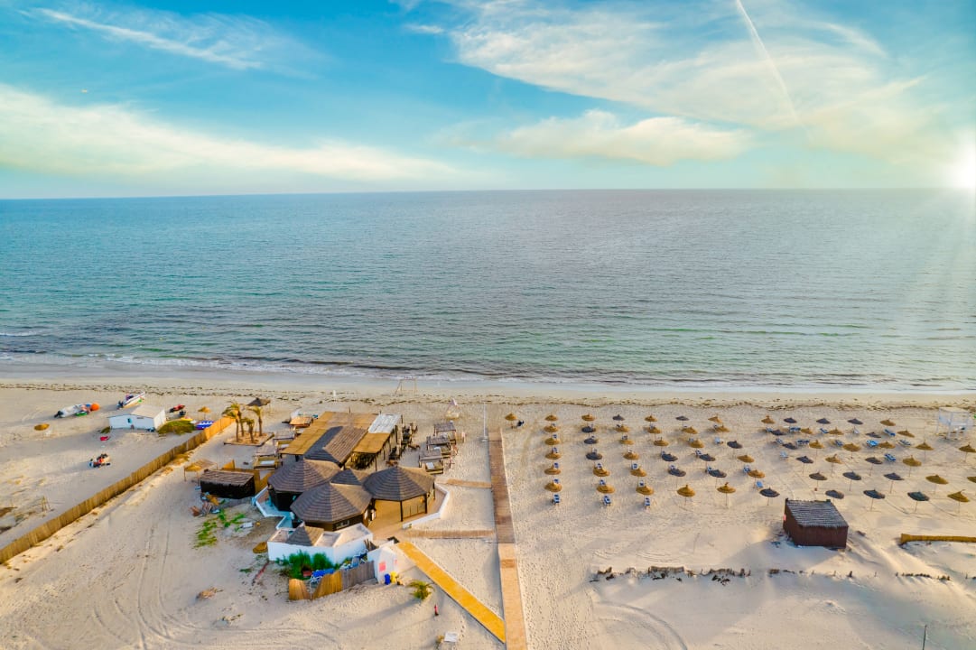 Strand Hotel Royal Garden Palace