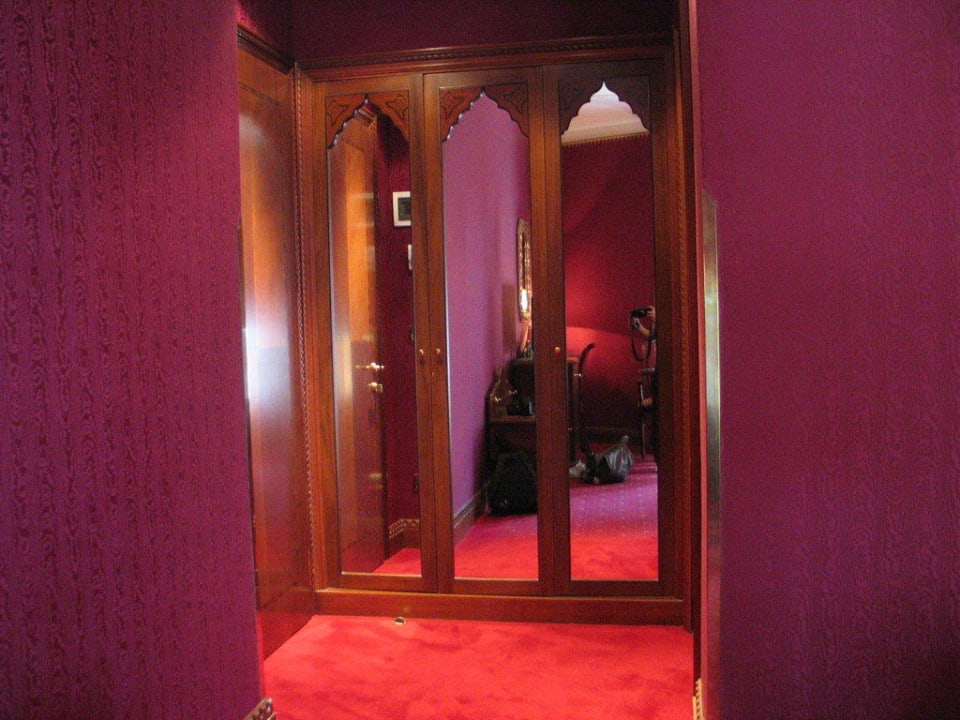Kleiderschrank Hotel Ai Mori D'Oriente